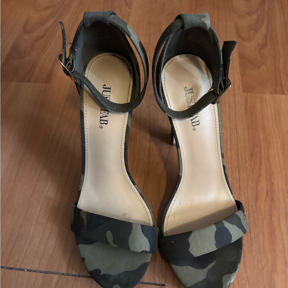 JustFab Green Camouflage Heels